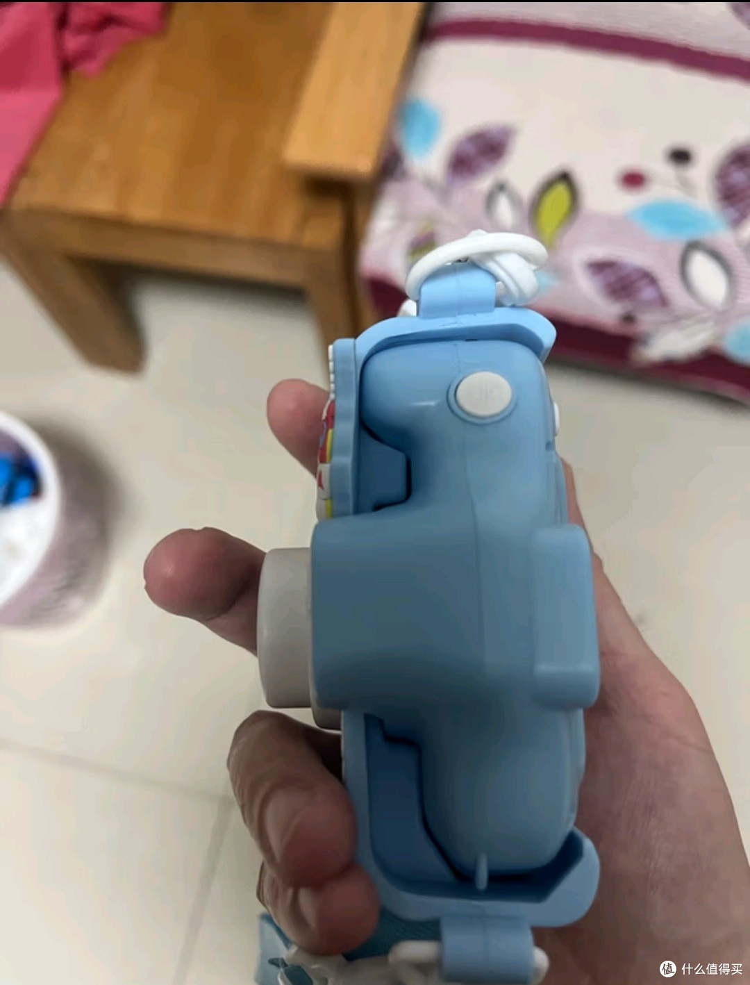 送给孩子的礼物，句欣格儿童相机！