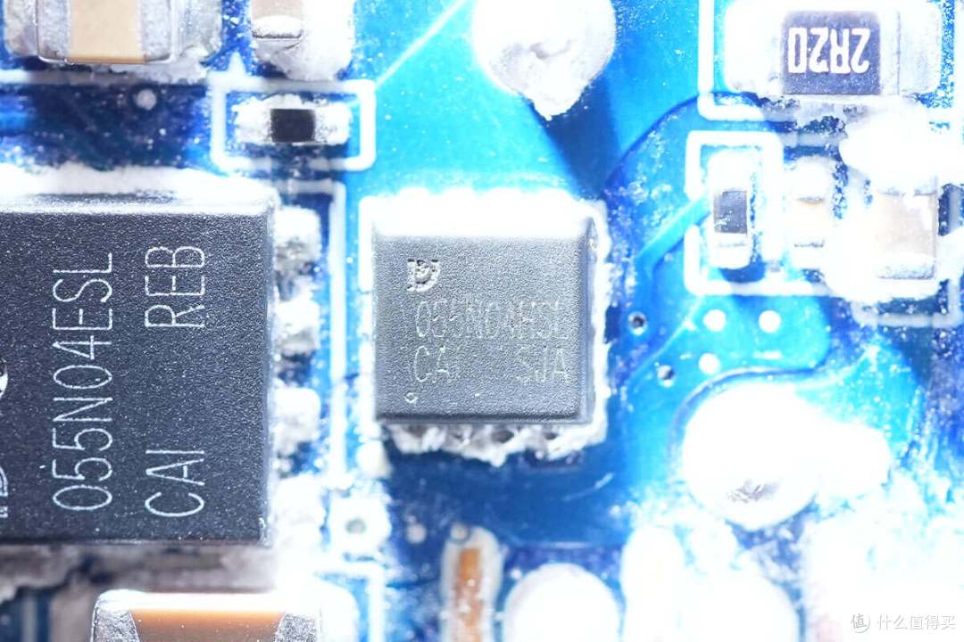 300W极致供电,酷态科30号超级电能站Ultra拆解