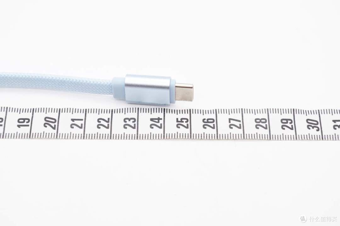 带USB-C线设计,便用还能当提绳,倍思67W超能充数显移动电源拆解