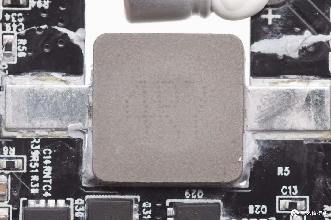 带USB-C线设计,便用还能当提绳,倍思67W超能充数显移动电源拆解