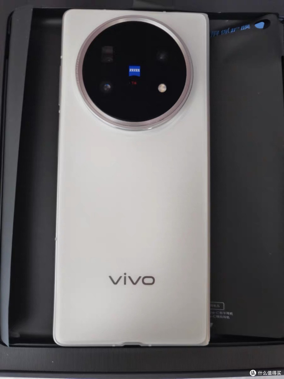 轻薄与实力并存!vivo X Fold5深度解析