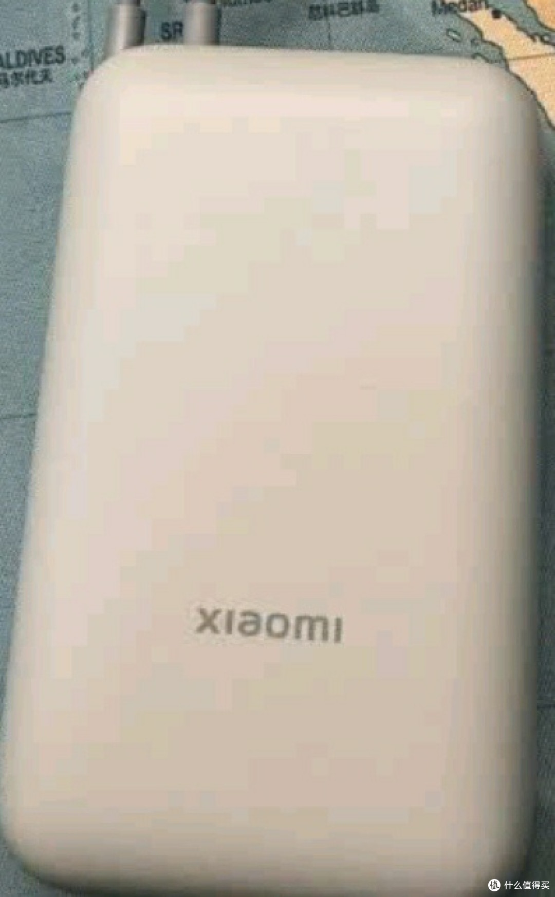 小巧便携,充电无忧!小米10000mAh口袋版充电宝