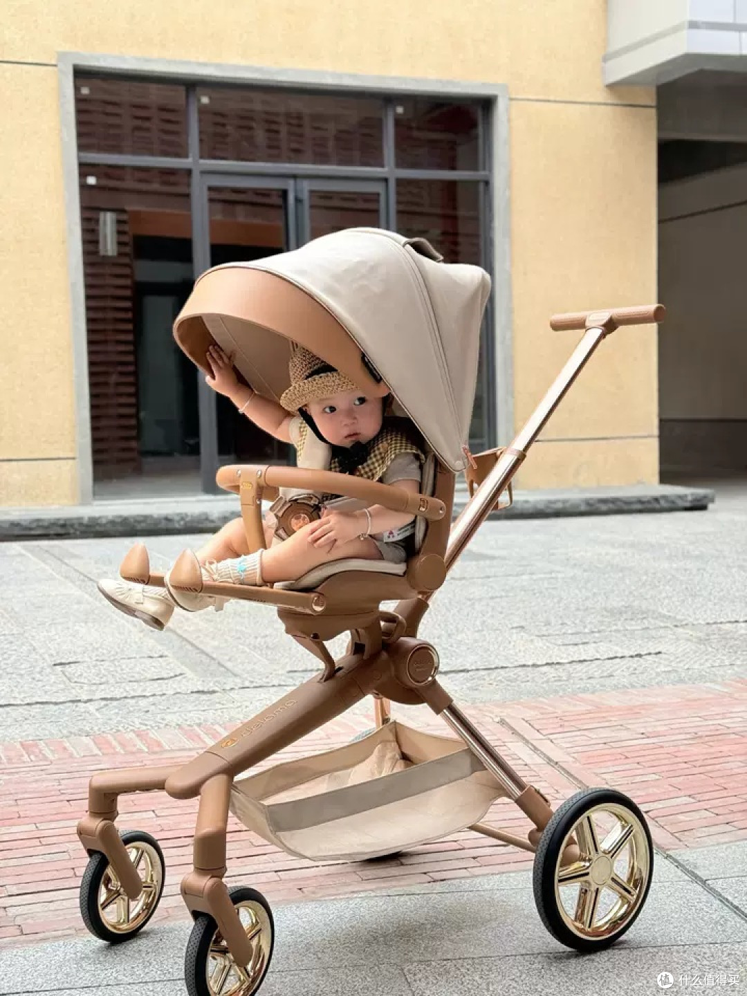 德拉玛 Q2 婴儿车：带娃出行的贴心伴侣