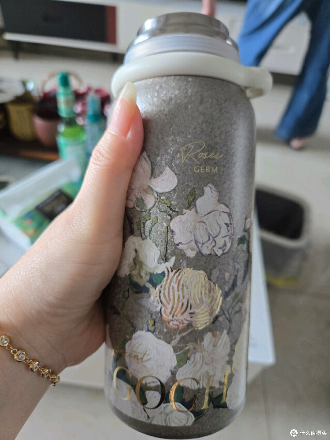 梵高玫瑰杯身,喝水也能赏艺术