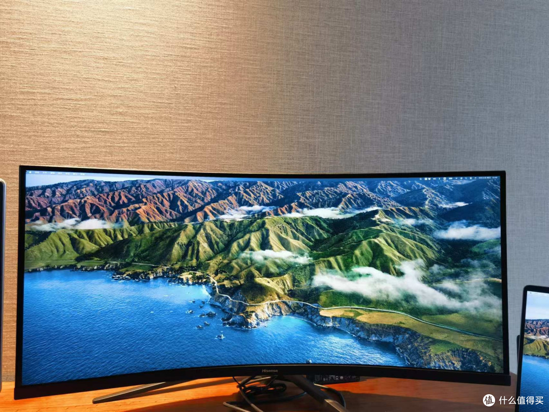 海信 34G6K 带鱼屏显示器测评：1000R 曲率 + 180Hz 