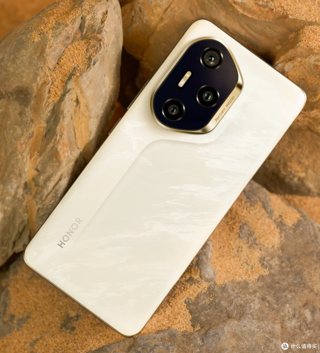 荣耀旗舰果然猛,12GB+512GB跌至2249元,性价比凸显!