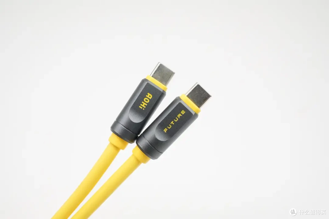 240W全功能+120Gbps带宽,奥海阿多尼斯USB4 2.0全功能数据线评测