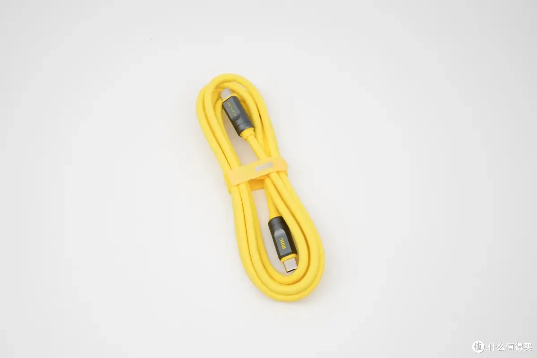 240W全功能+120Gbps带宽,奥海阿多尼斯USB4 2.0全功能数据线评测