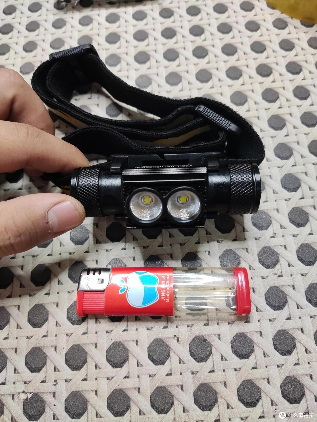 户外头灯开箱简评 说说购买心得