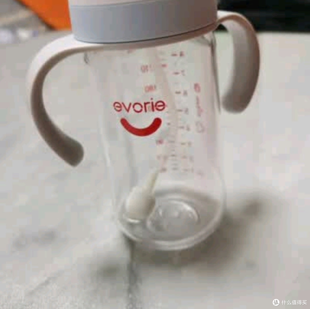 爱得利（evorie）Tritan吸管奶瓶测评：大宝宝断奶的安心之选