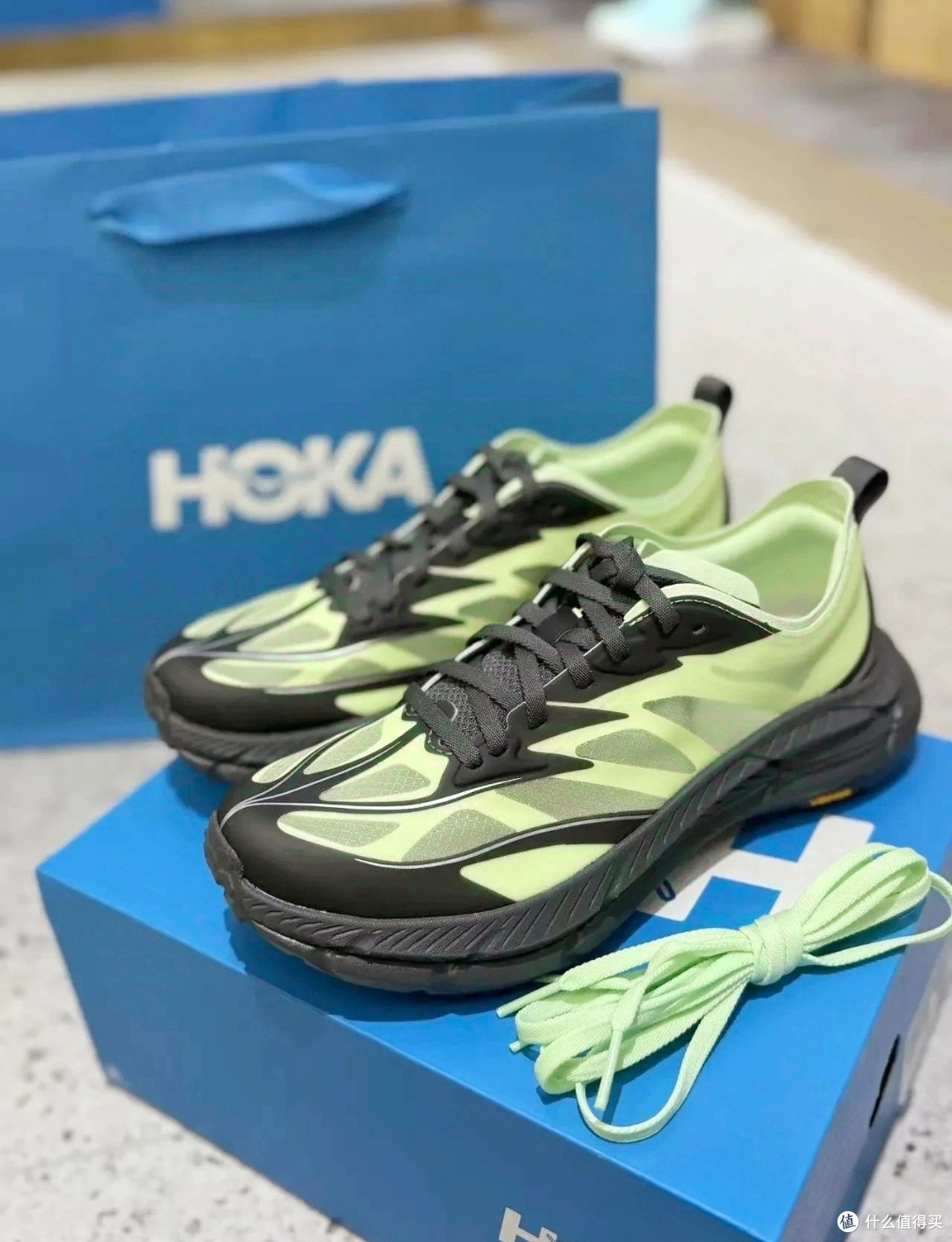 山野新风，飞 “阅” 丛林：HOKA ONE ONE Mafate Speed 4 Lite 跑步鞋
