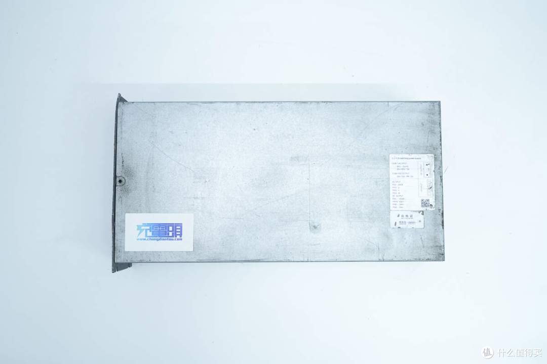 采用380V三相交流输入,麦格米特15kW新能源汽车充电模块拆解