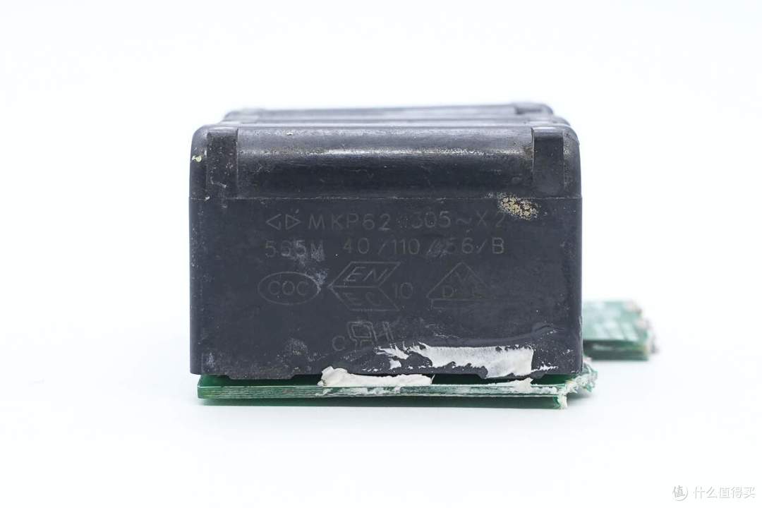 采用380V三相交流输入,麦格米特15kW新能源汽车充电模块拆解