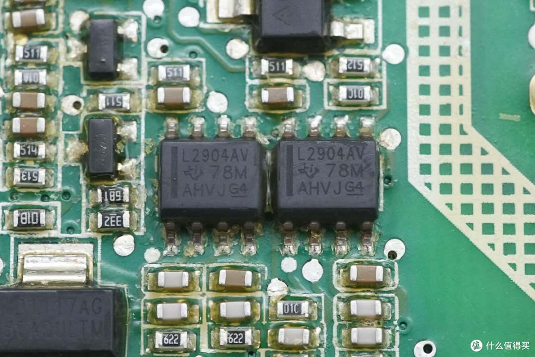 采用380V三相交流输入,麦格米特15kW新能源汽车充电模块拆解