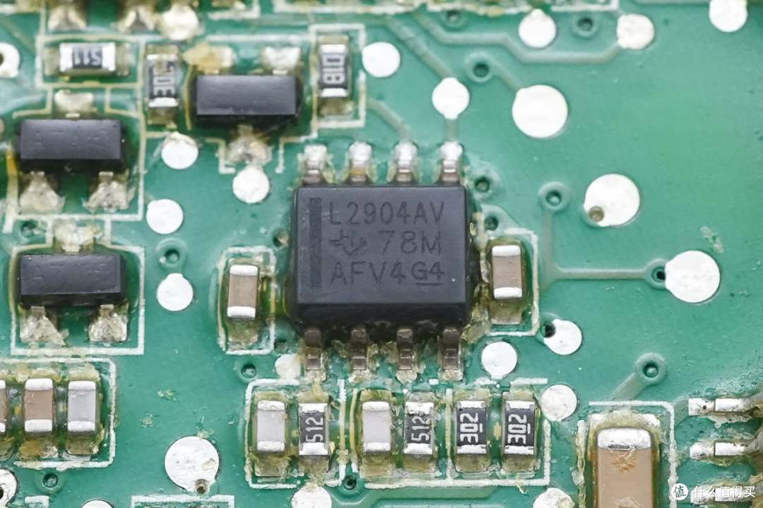 采用380V三相交流输入,麦格米特15kW新能源汽车充电模块拆解