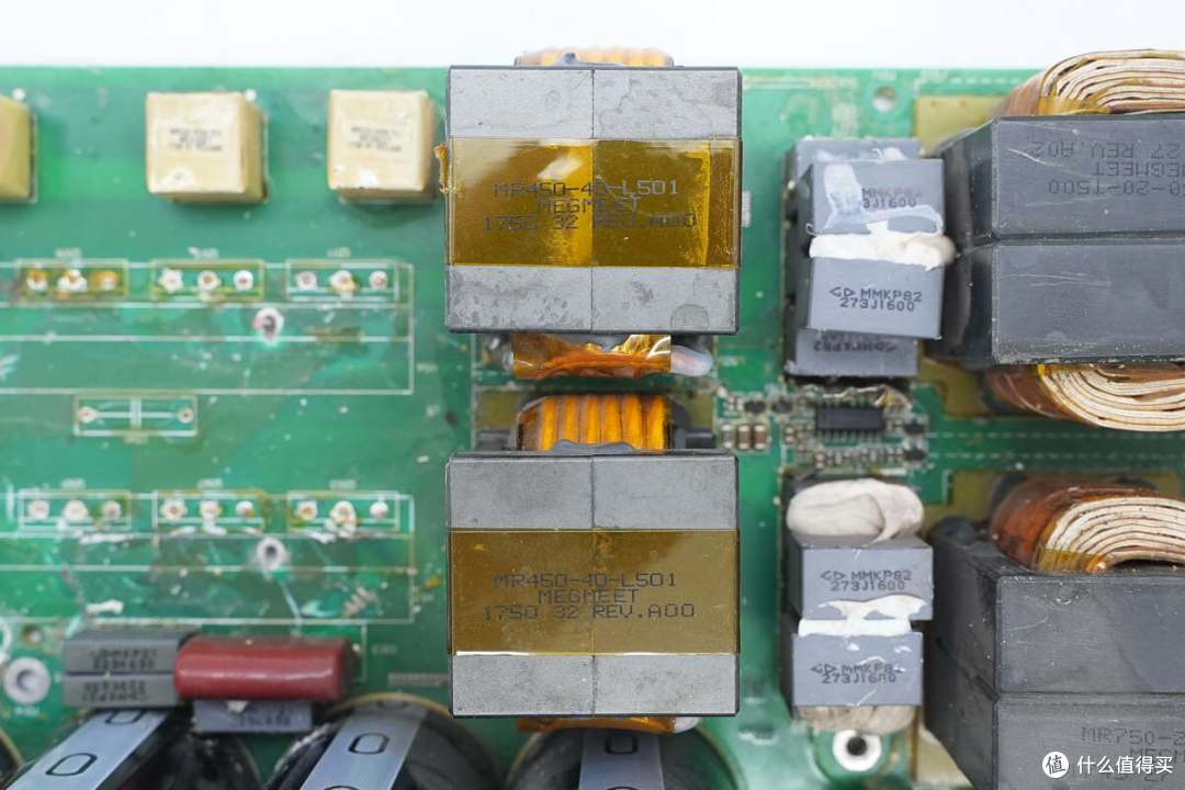 采用380V三相交流输入,麦格米特15kW新能源汽车充电模块拆解