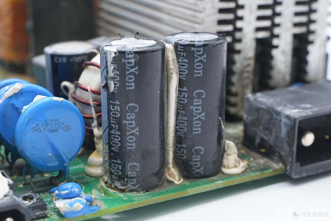 采用380V三相交流输入,麦格米特15kW新能源汽车充电模块拆解