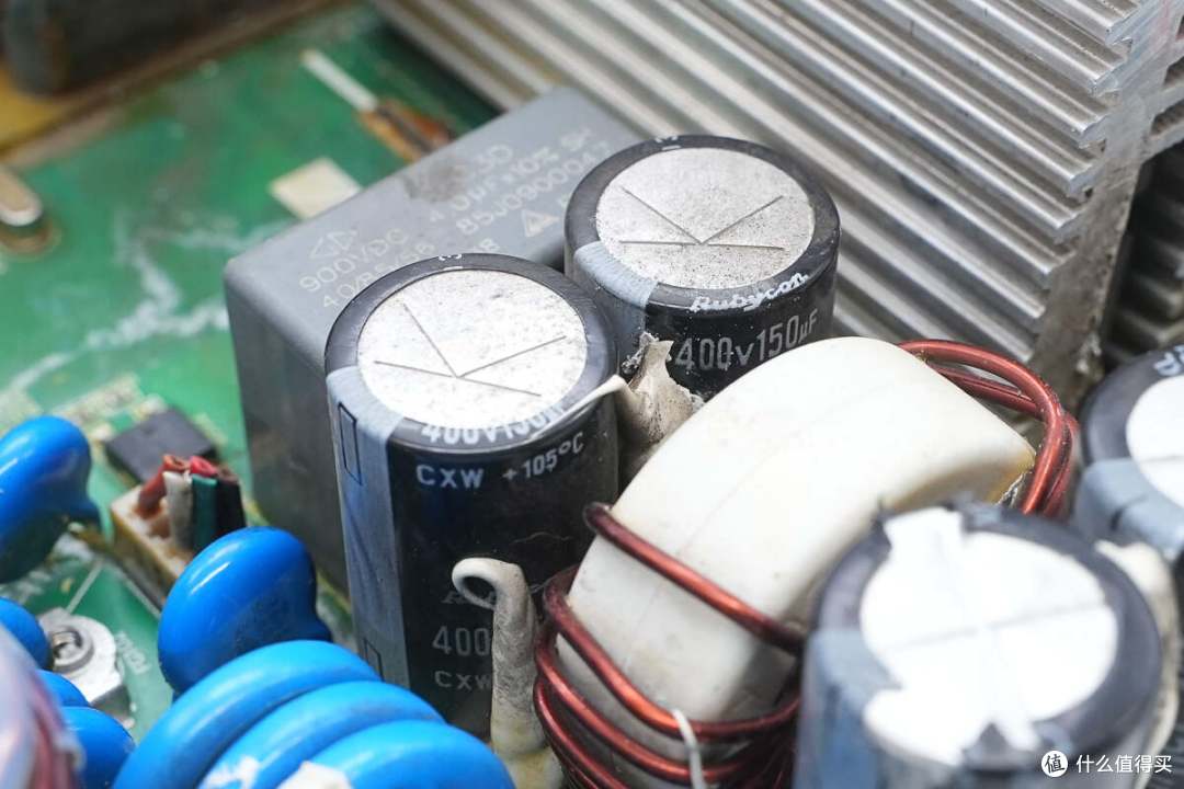 采用380V三相交流输入,麦格米特15kW新能源汽车充电模块拆解