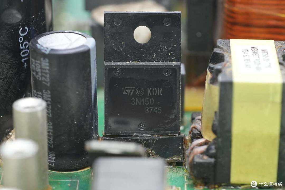 采用380V三相交流输入,麦格米特15kW新能源汽车充电模块拆解