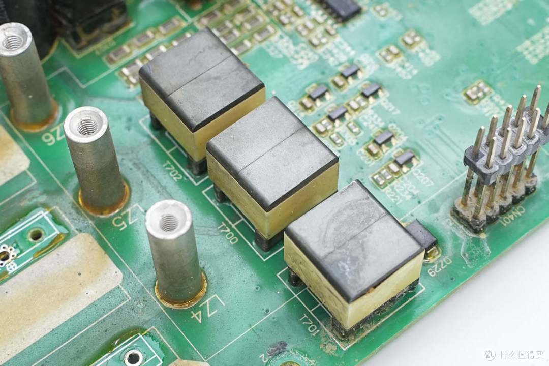 采用380V三相交流输入,麦格米特15kW新能源汽车充电模块拆解