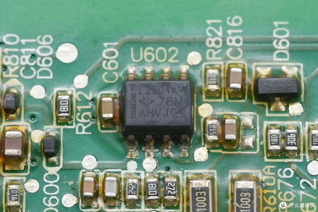 采用380V三相交流输入,麦格米特15kW新能源汽车充电模块拆解