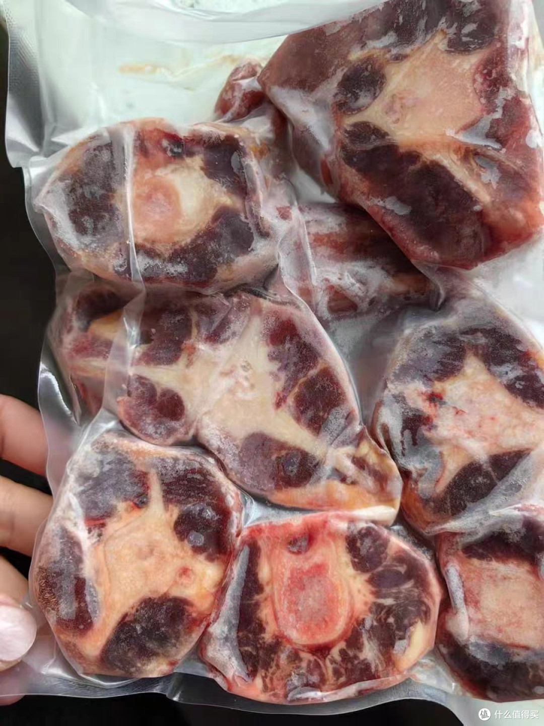 澳洲谷饲安格斯牛尾骨，肉质鲜美