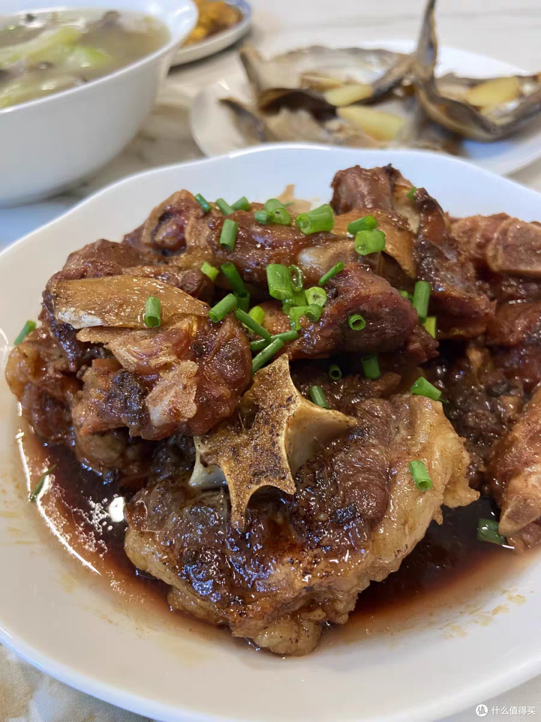 澳洲谷饲安格斯牛尾骨，肉质鲜美