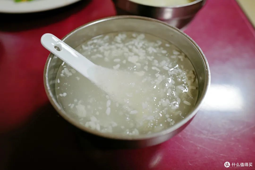 这座仙境般的小城竟然是隐藏的美食王者,下饭程度一绝