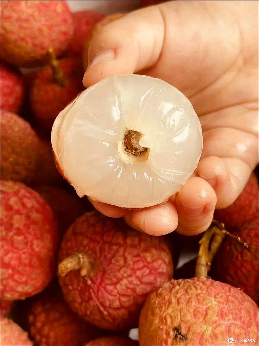 已经很久没有吃过这么便宜的荔枝了。