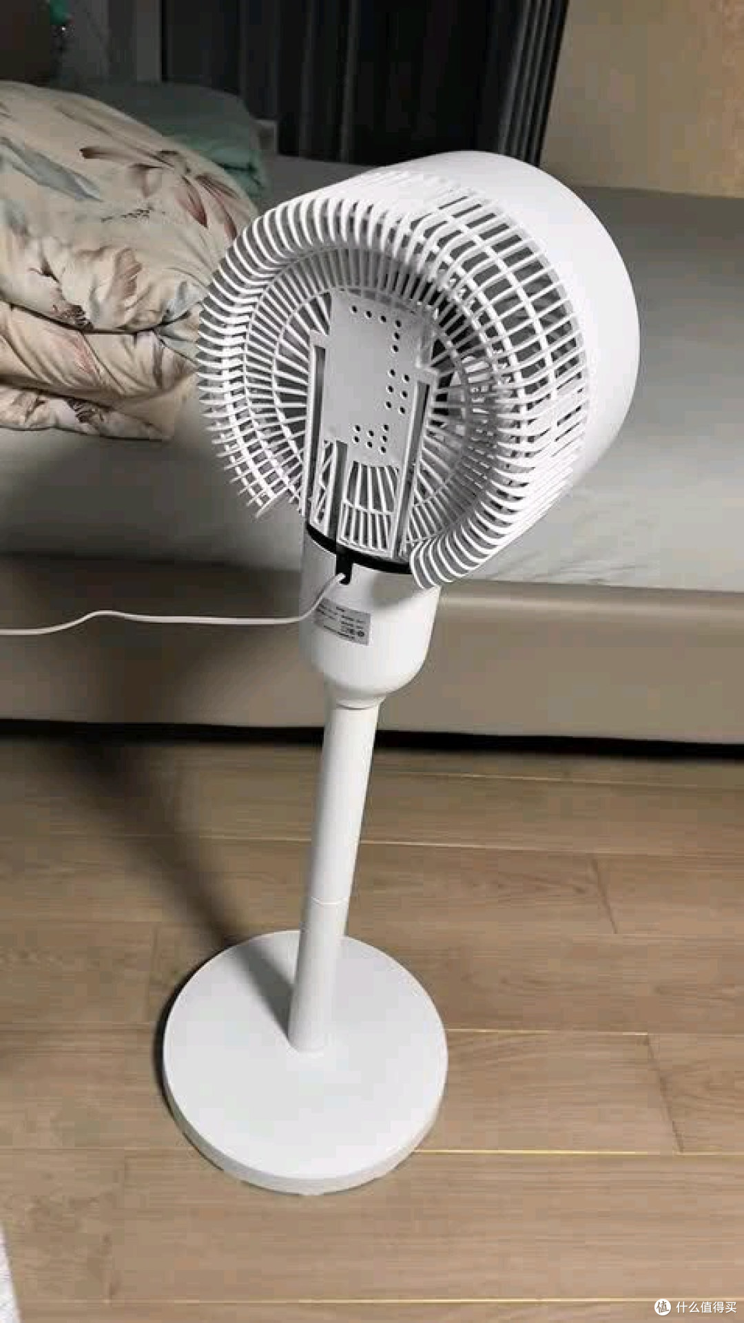 小米有品至米循环扇：让风成为生活的隐形美学