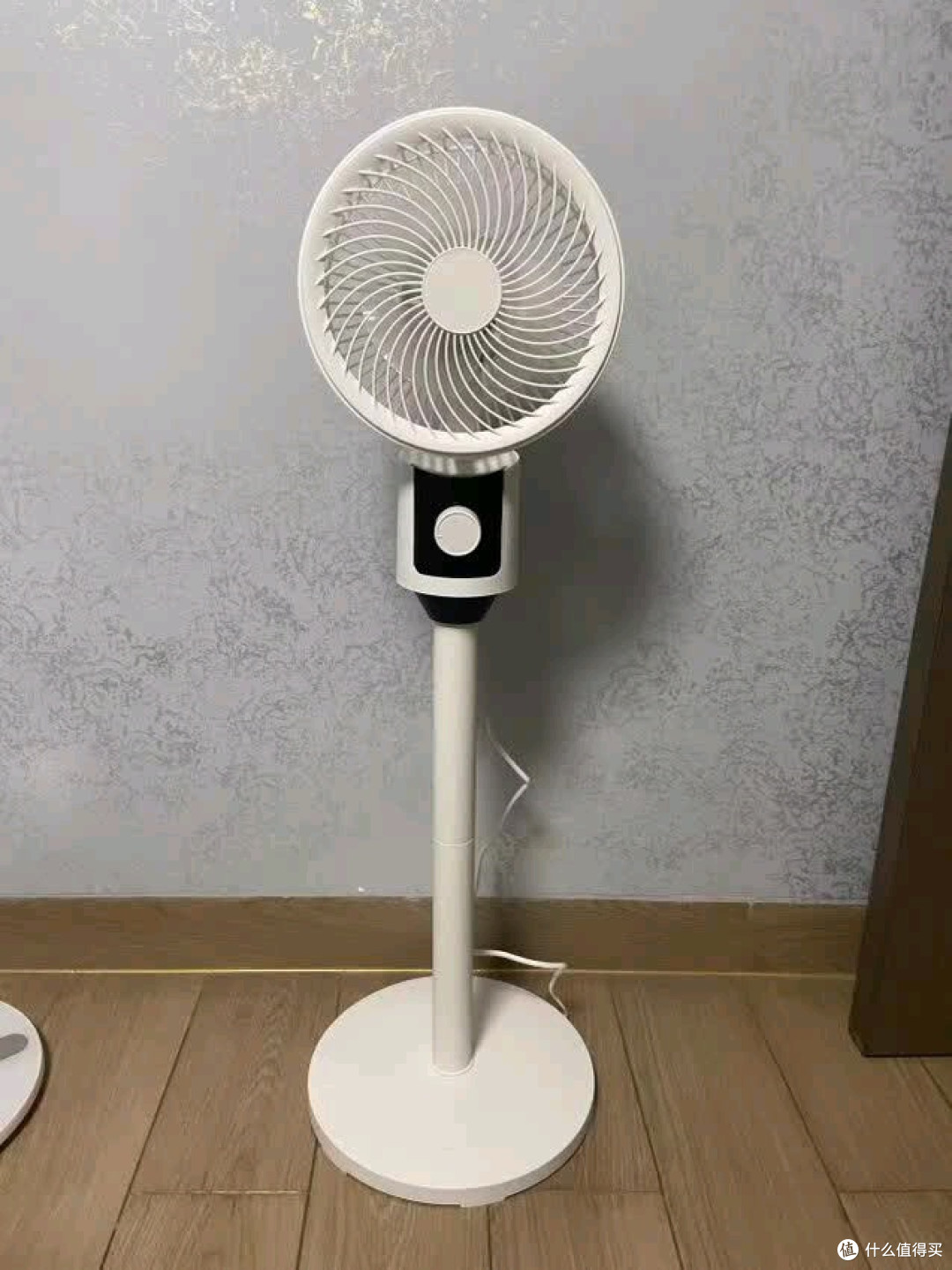 小米有品至米循环扇：让风成为生活的隐形美学