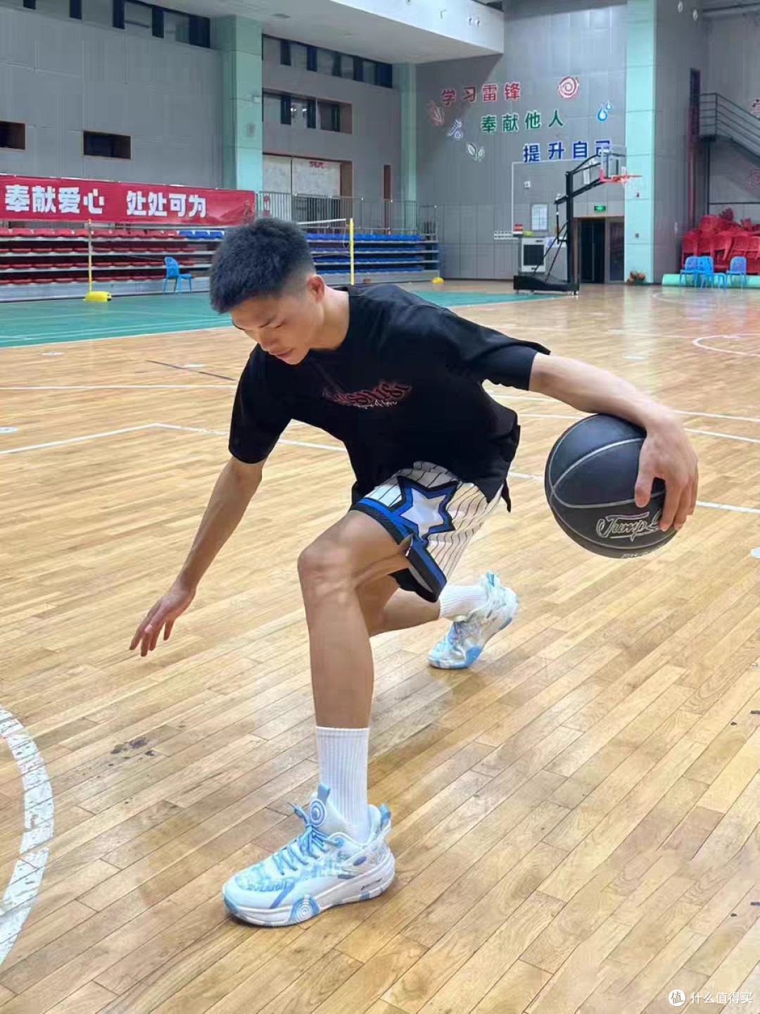水泥地上的猎手：艾弗森追猎1