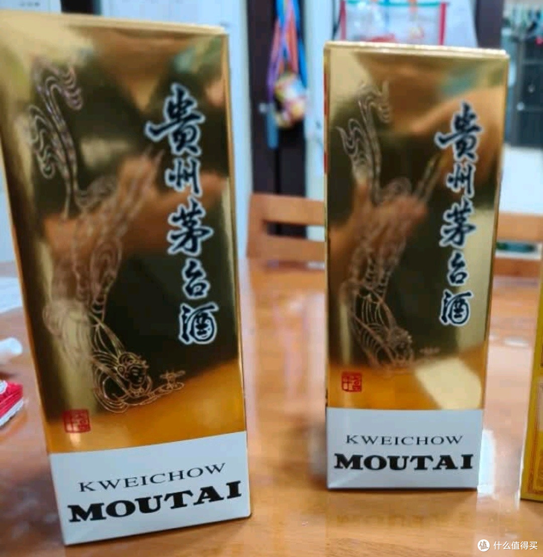 茅台初尝:辛辣与甘甜交织
