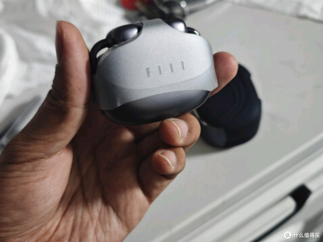 挖到宝了!FIIL Atom,百元耳机中的战斗机