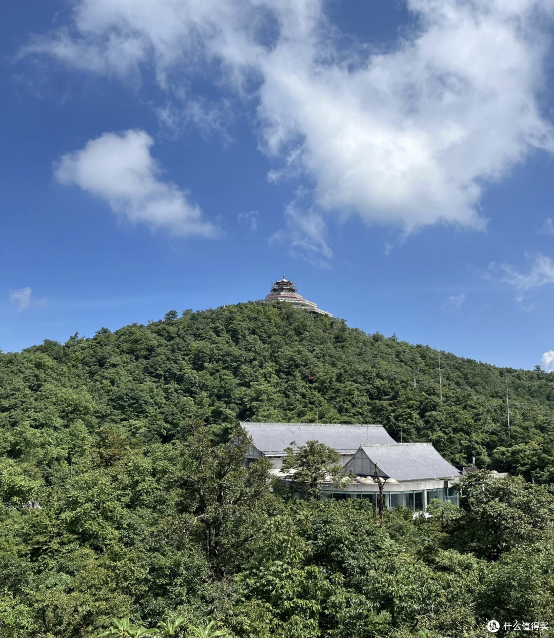 倍思极客充:145W快充新体验!