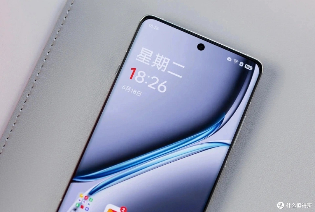 一加坚决清仓,从4399元跌至2825元,24GB+1TB+6100mAh+光学防抖