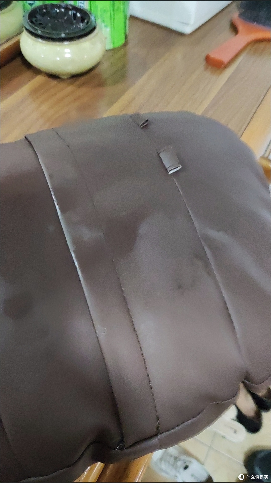 黑灰交织,舒享驾乘新体验——汽车Nappa皮头枕腰靠