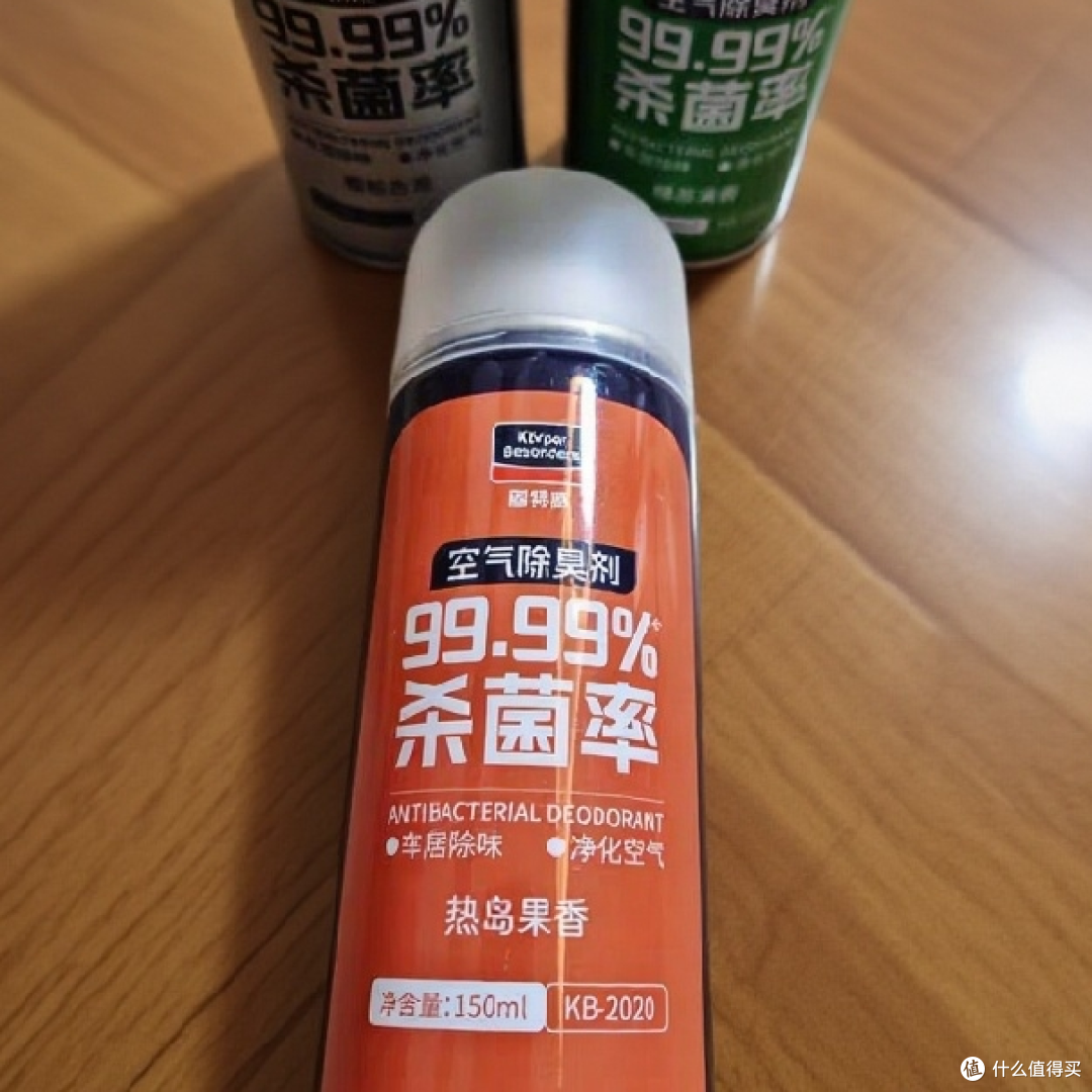 车内异味，使用固特威清新剂