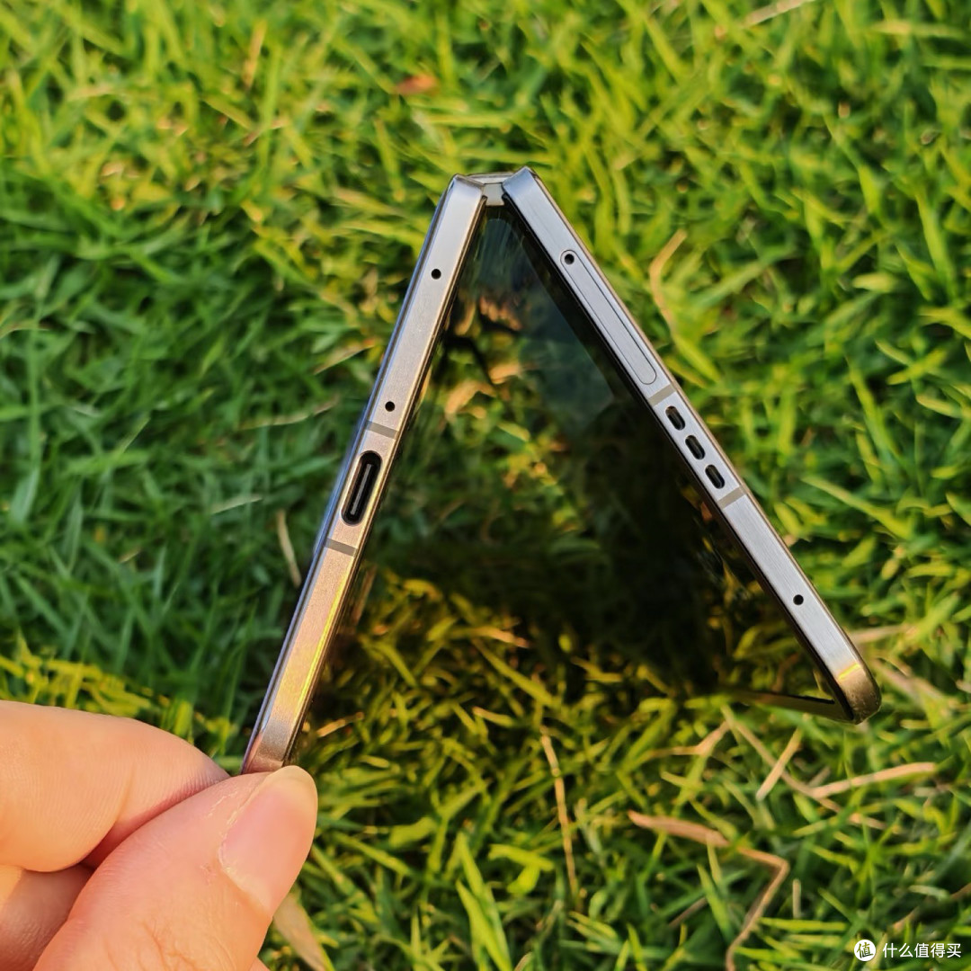 折叠之美，尽在OPPO Find N5