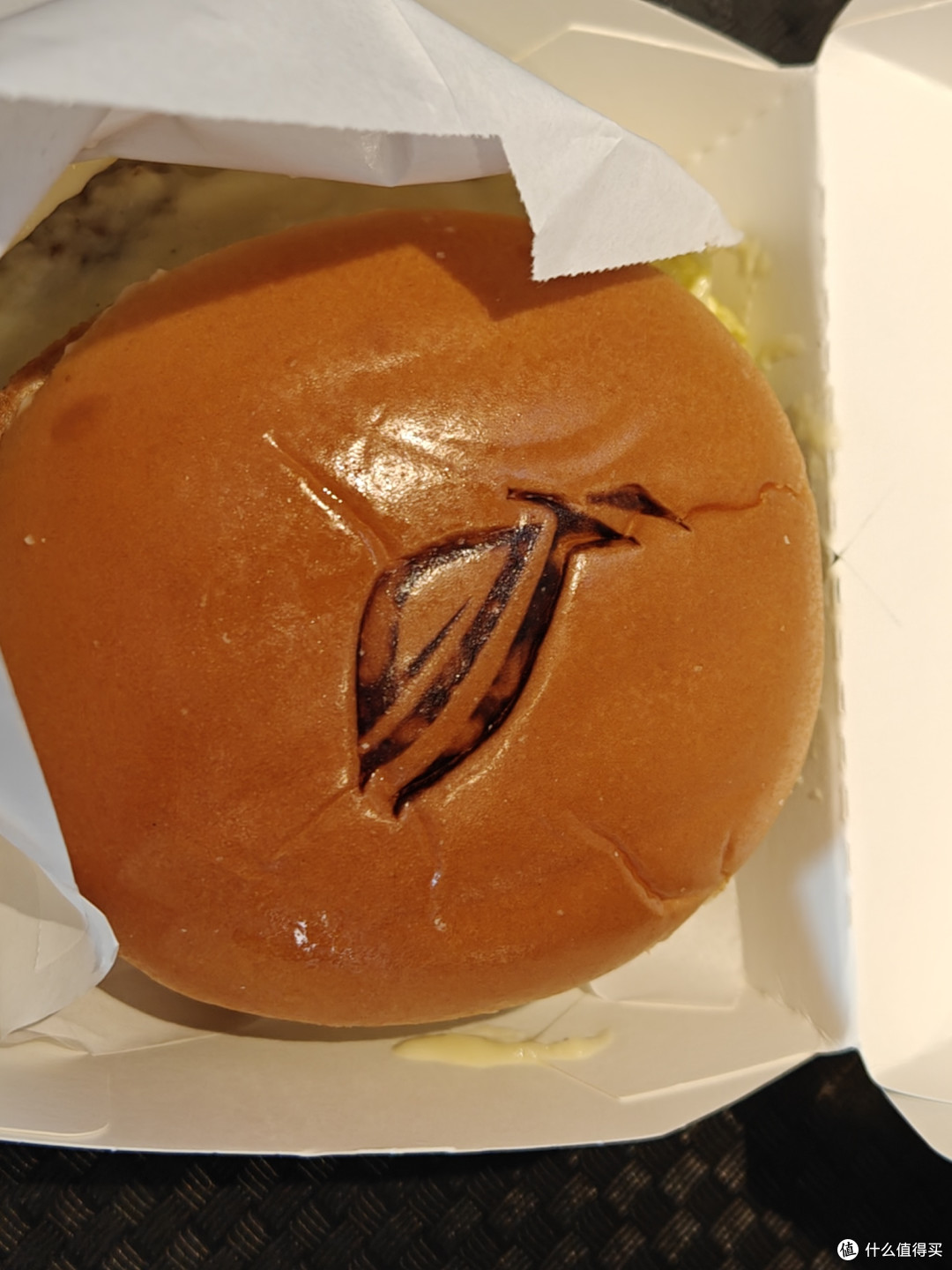 神奇的联名,ROG与肯德基的汉堡联名
