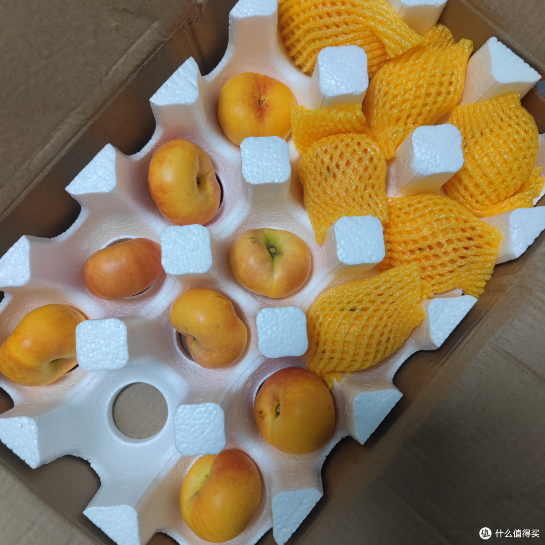 开箱惊喜！这黄金蟠桃太绝了！​
