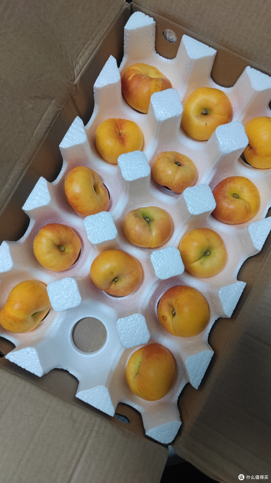 开箱惊喜！这黄金蟠桃太绝了！​