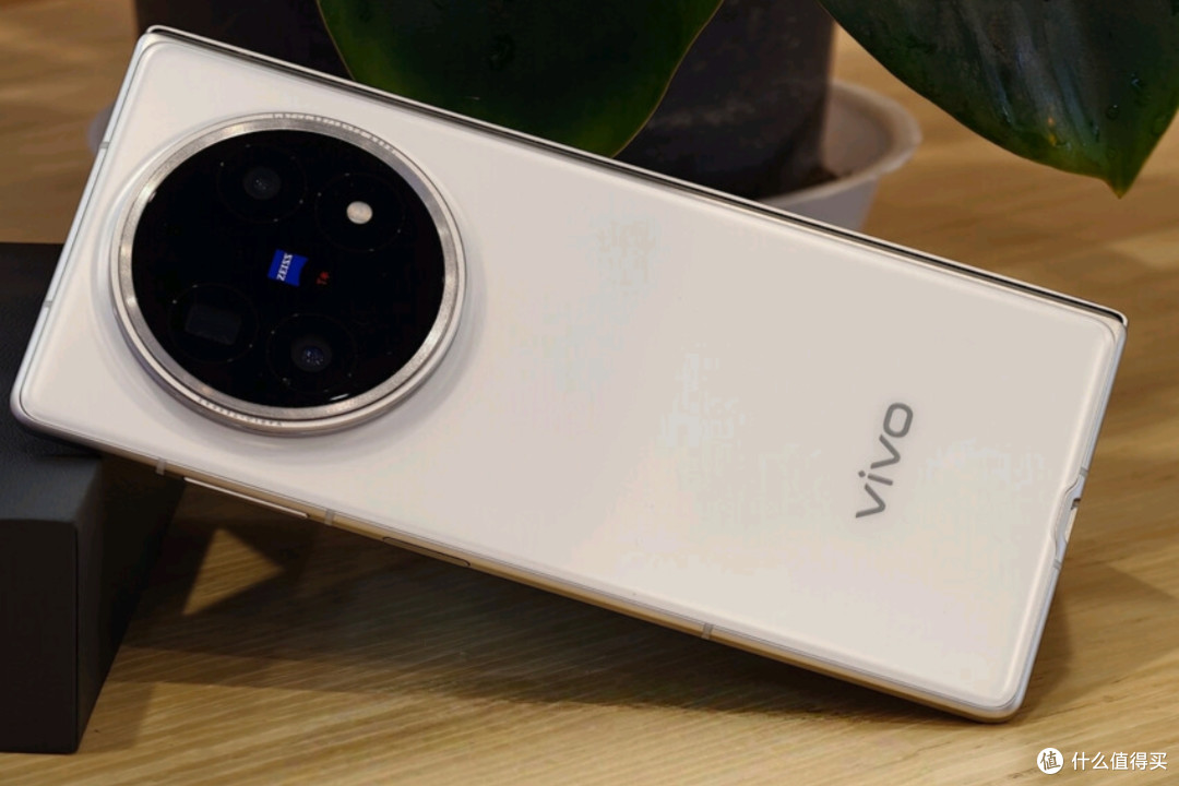 vivo X Fold5深度评测:轻薄折叠旗舰,办公娱乐全能之选