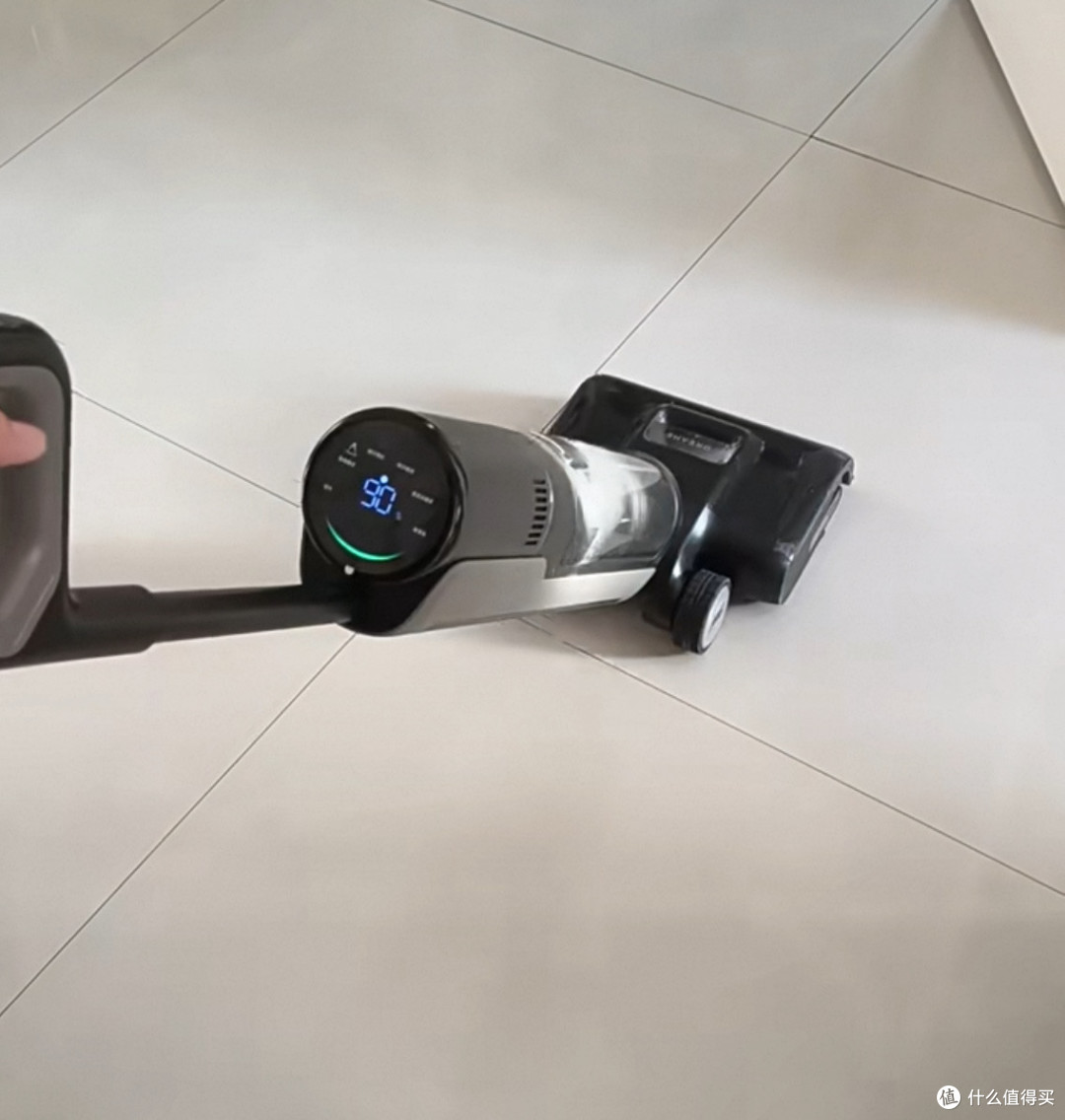 180°恒动躺平设计深入低矮空间清洁