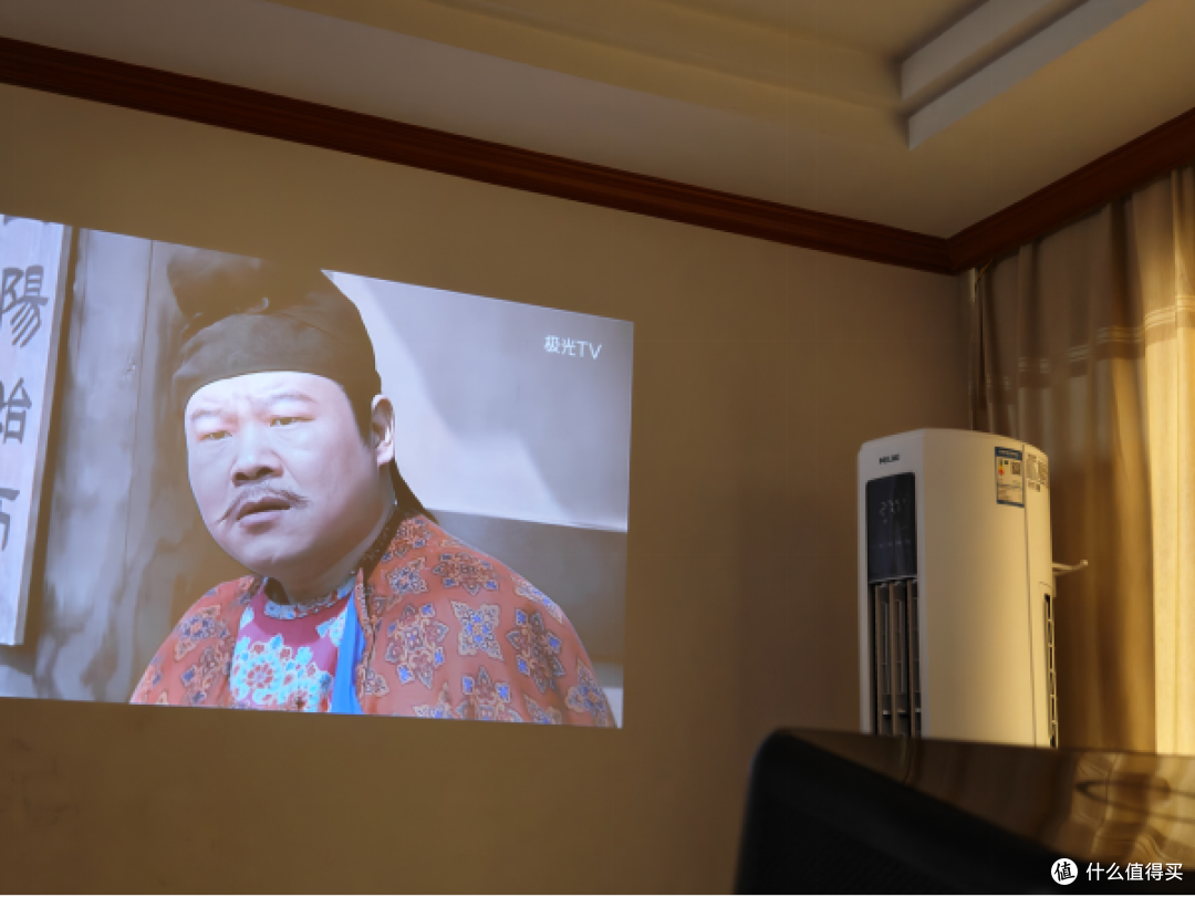 白天看也清晰的千元智能投影仪,希影H9 Ultra实测