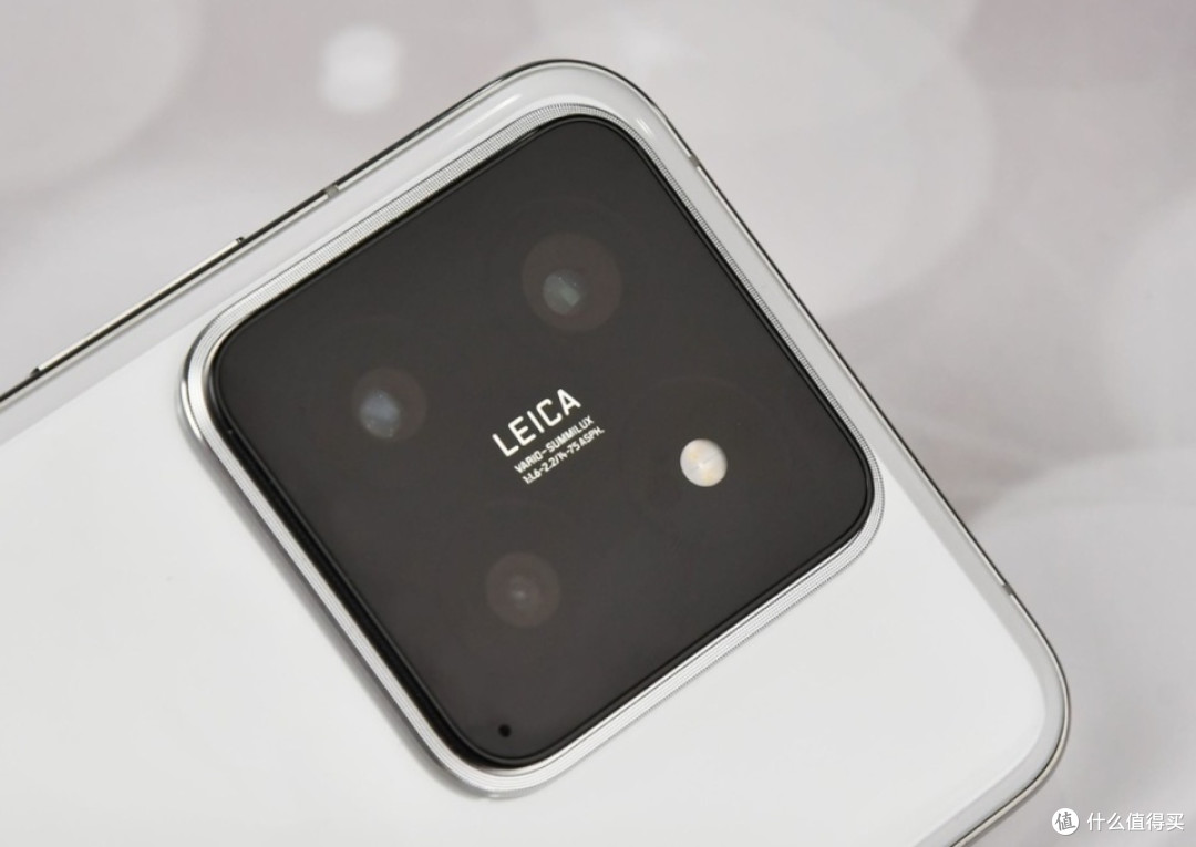 小米旗舰“彻底清仓”,12GB+256GB跌价1834元,骁龙8Gen3+原色屏