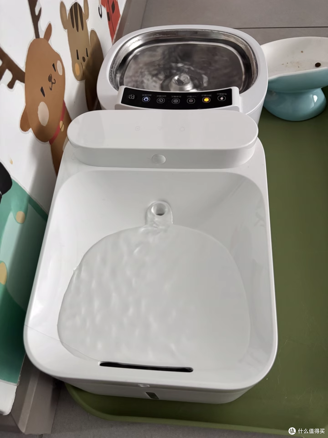 养宠人必冲！米家饮水机让毛孩子吨吨喝不停​