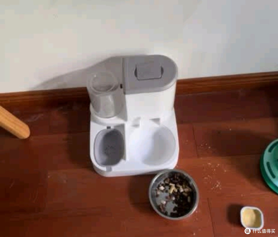 自动喂食器饮水机一体猫碗