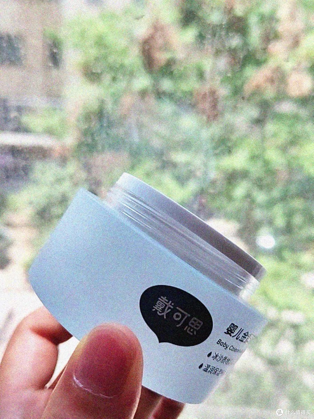 婴儿面霜:守护宝宝娇嫩肌肤的温柔屏障
