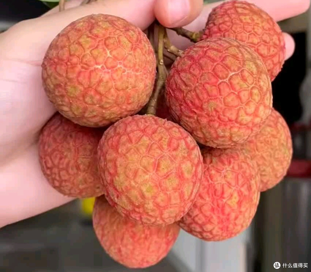 开箱福建黑叶荔枝!一口咬到夏天的甜蜜暴击
